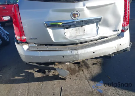 2013 Cadillac Srx Luxury Collection z USA, uszkodzony, nr VIN 3GYFNCE36DS576412